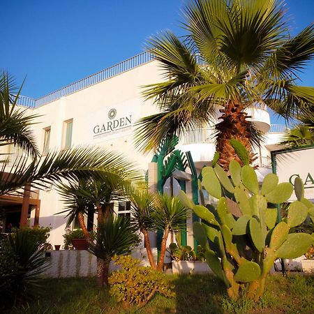 Hotel Garden Прая-а-Маре Экстерьер фото